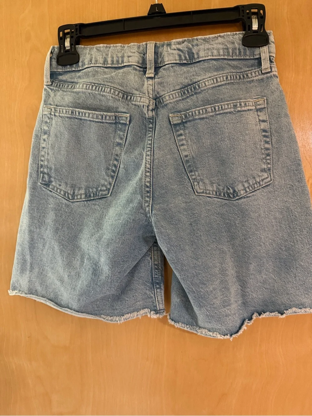 Gap Light Wash 90s loose Denim Bermuda Shorts